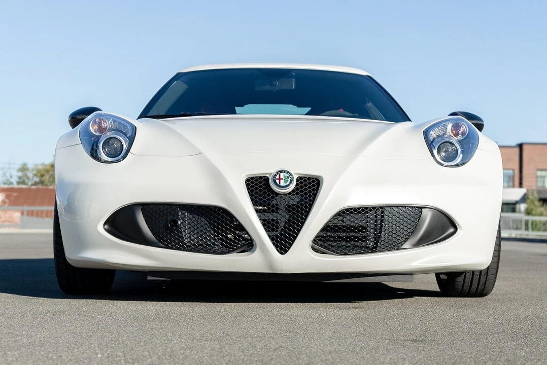 2015 Alfa Romeo 4C Coupe - Image 8 of 31