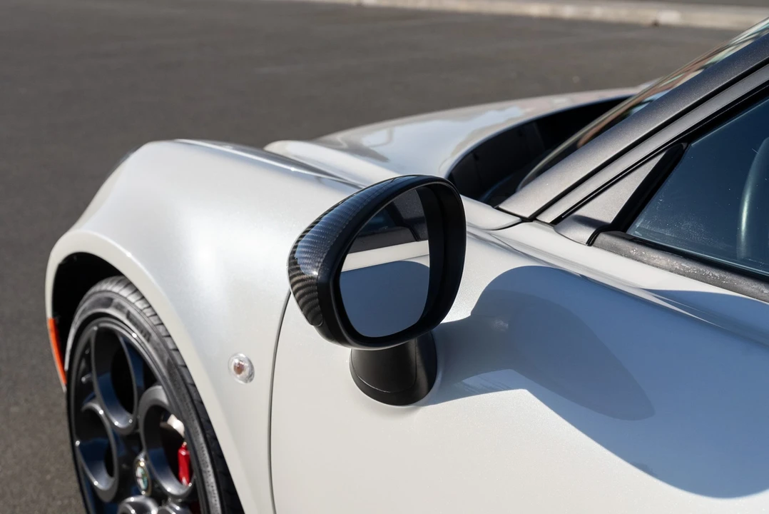 2015 Alfa Romeo 4C Coupe - Image 11 of 31