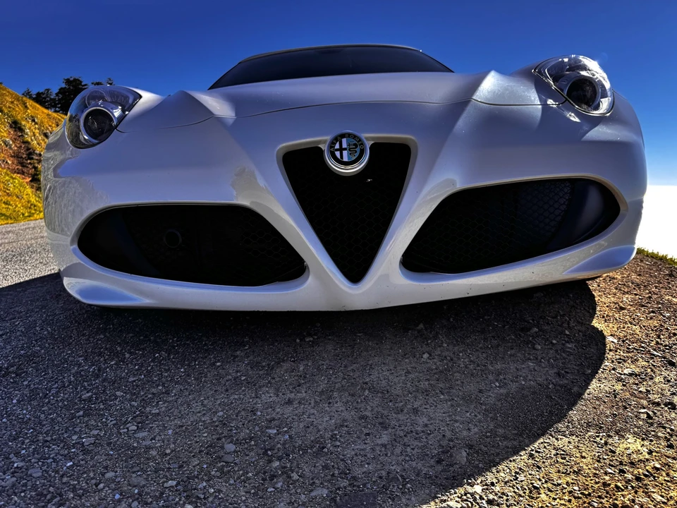 2015 Alfa Romeo 4C Coupe - Image 15 of 31