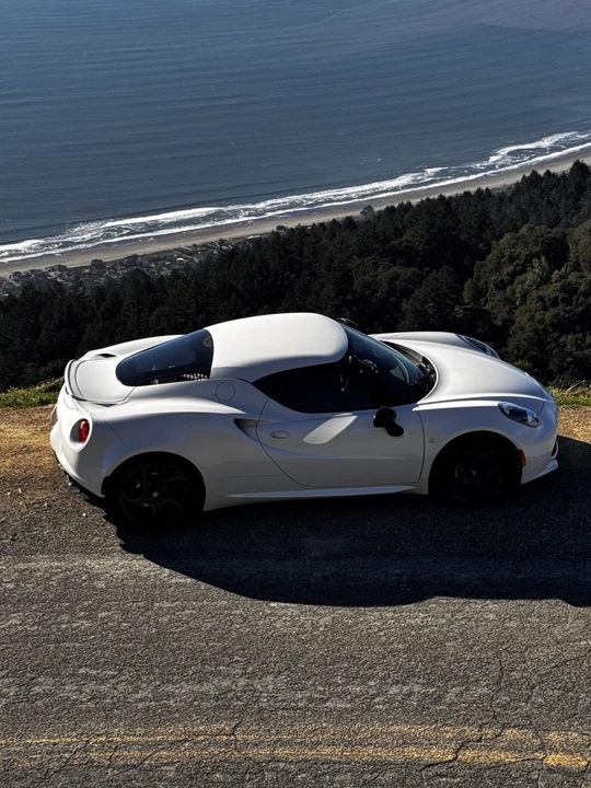 2015 Alfa Romeo 4C Coupe - Image 10 of 31