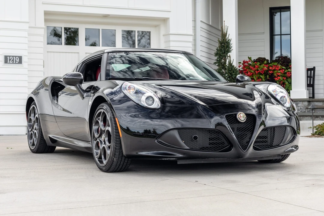 2015 Alfa Romeo 4C Coupe - Image 7 of 31