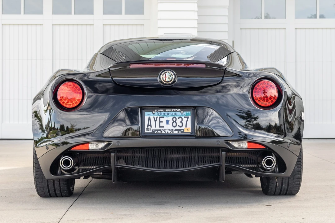 2015 Alfa Romeo 4C Coupe - Image 4 of 31