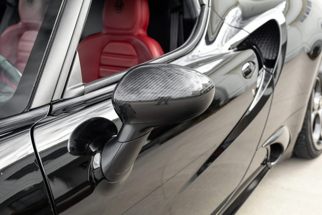 2015 Alfa Romeo 4C Coupe - Image 25 of 31