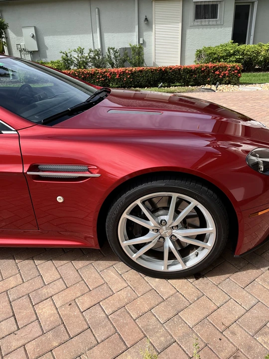 2015 Aston Martin V8 Vantage (2006-2017) - Image 17 of 31