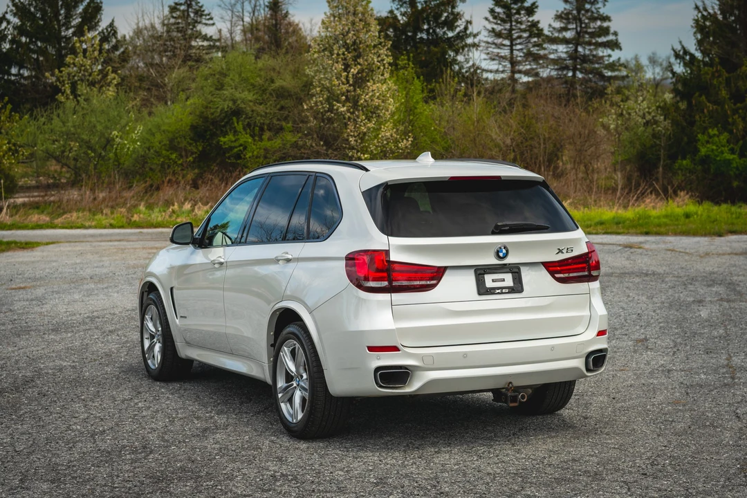 2015 BMW F15 X5 xDrive50i & M50d - Image 24 of 31