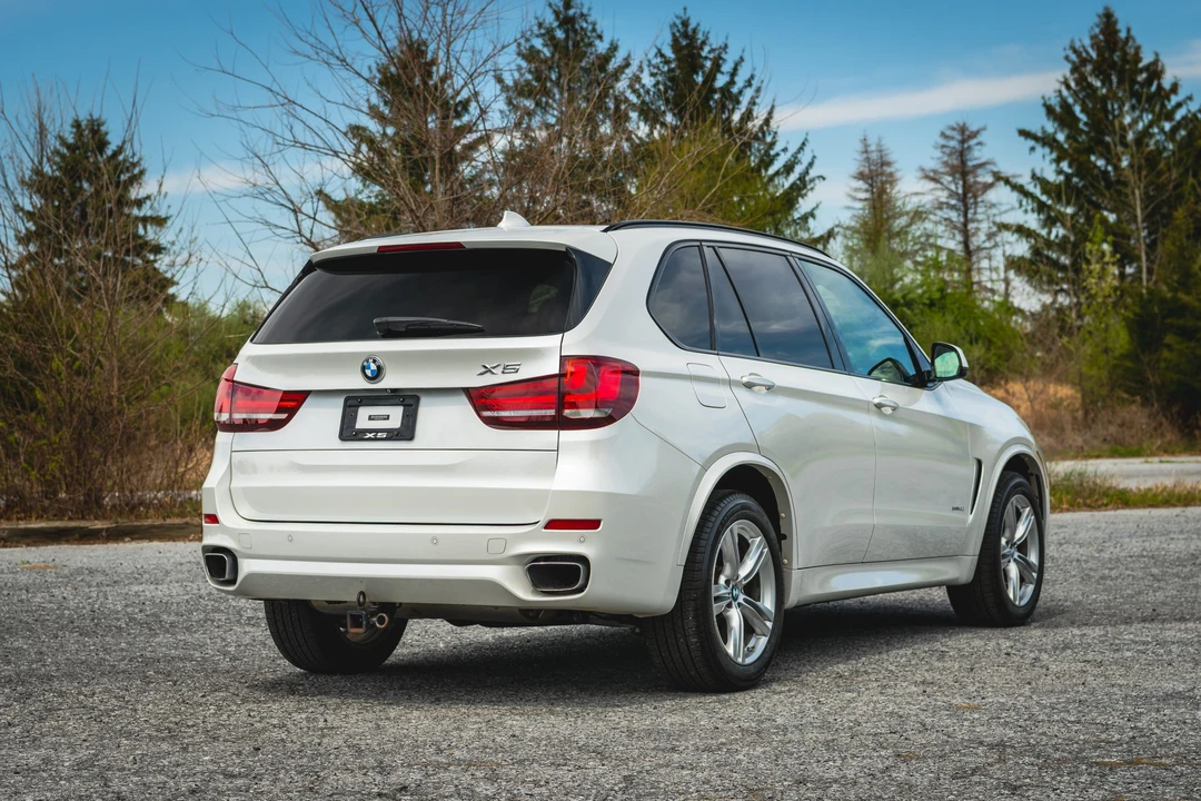 2015 BMW F15 X5 xDrive50i & M50d - Image 27 of 31