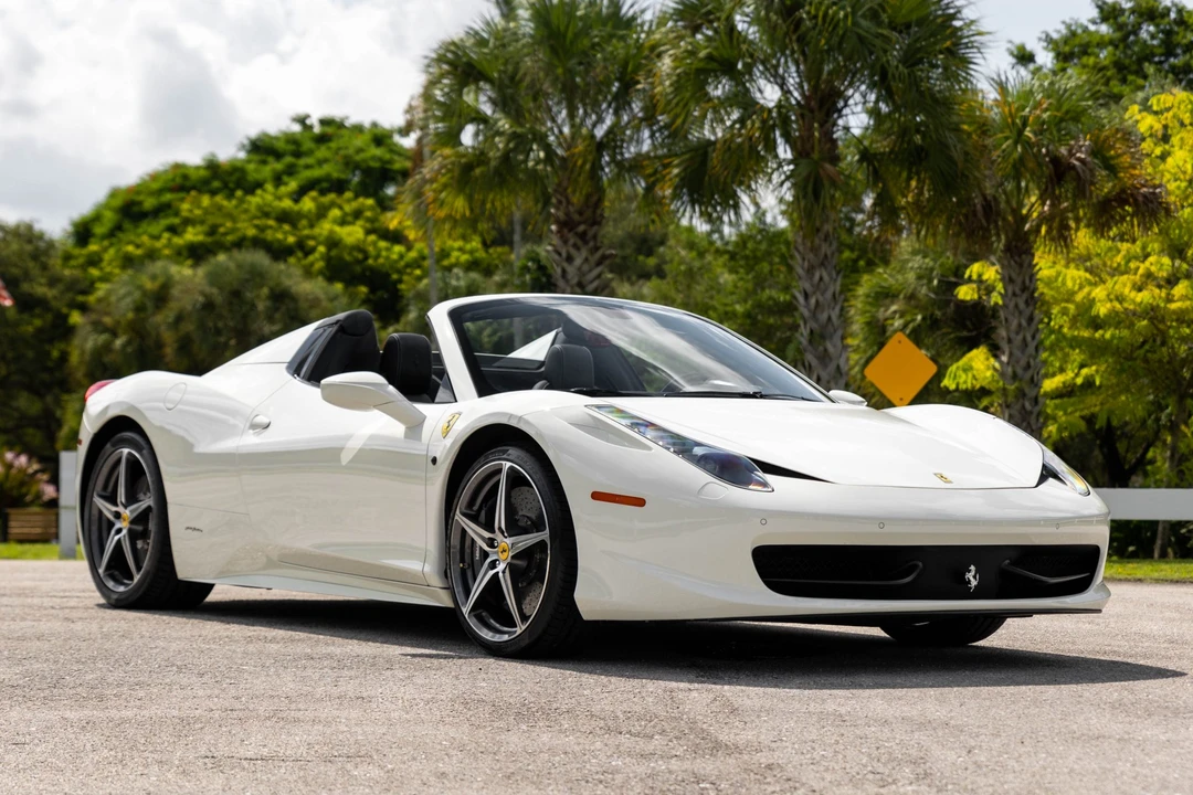 2015 Ferrari 458 Spider - Image 3 of 31