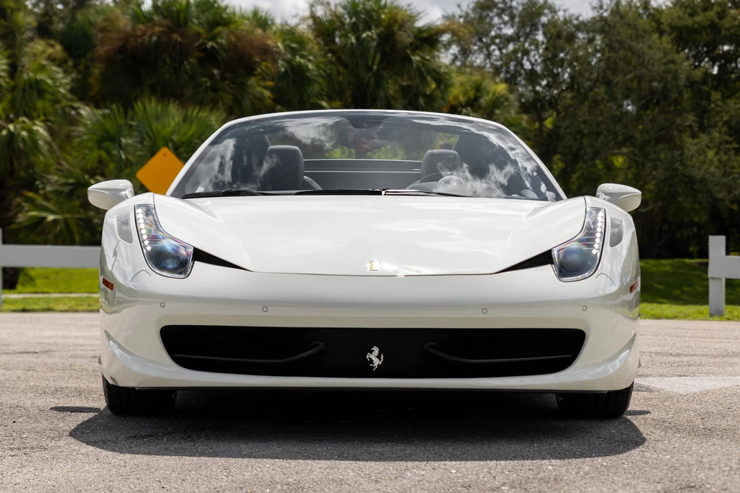 2015 Ferrari 458 Spider - Image 13 of 31