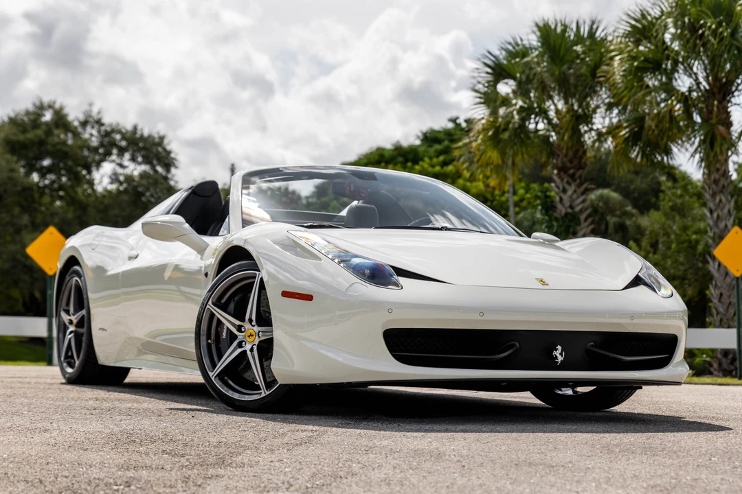 2015 Ferrari 458 Spider - Image 2 of 31