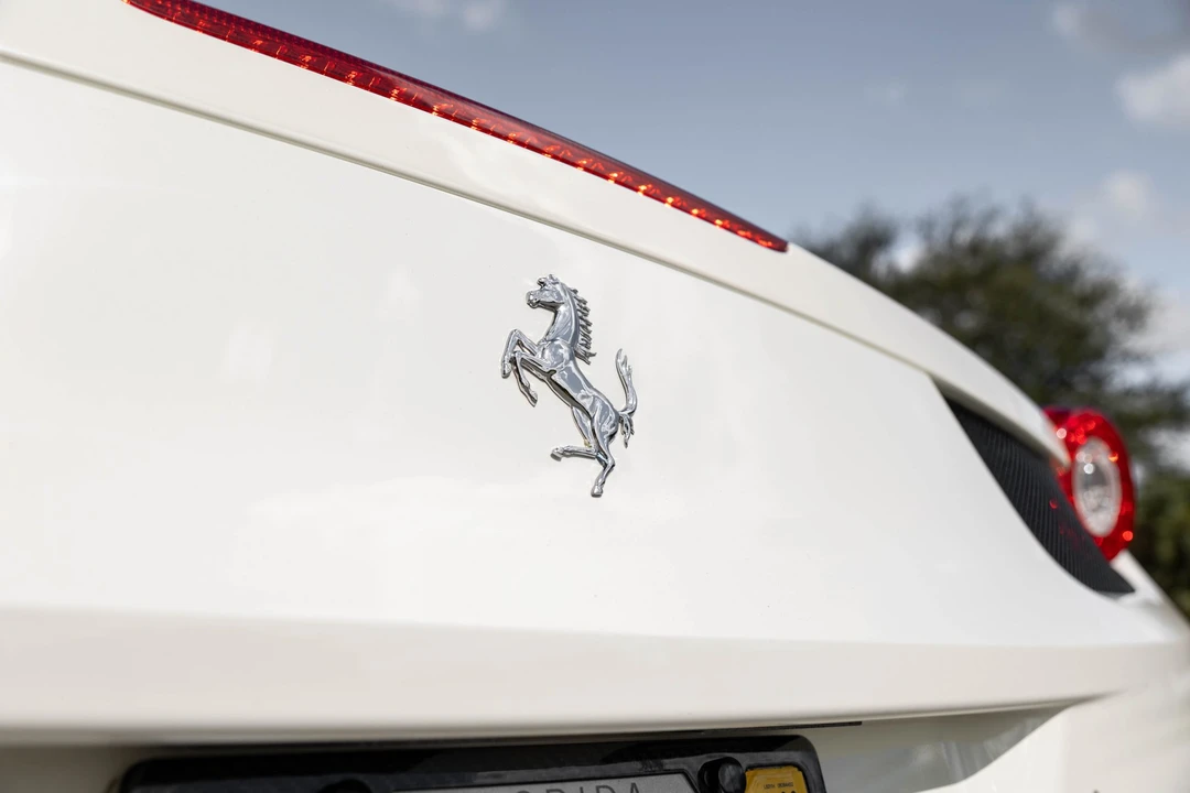 2015 Ferrari 458 Spider - Image 26 of 31