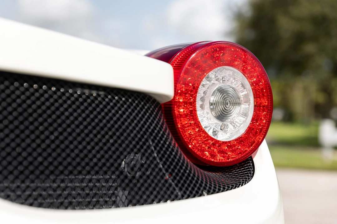 2015 Ferrari 458 Spider - Image 17 of 31