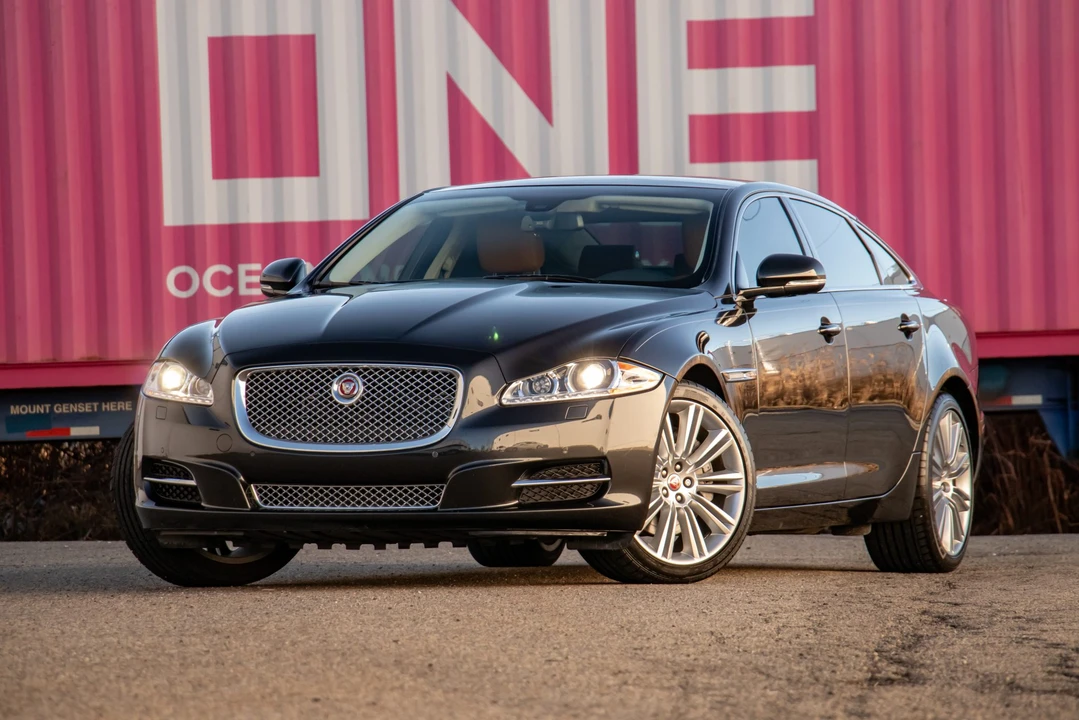 2015 Jaguar X351 XJ - Image 4 of 31