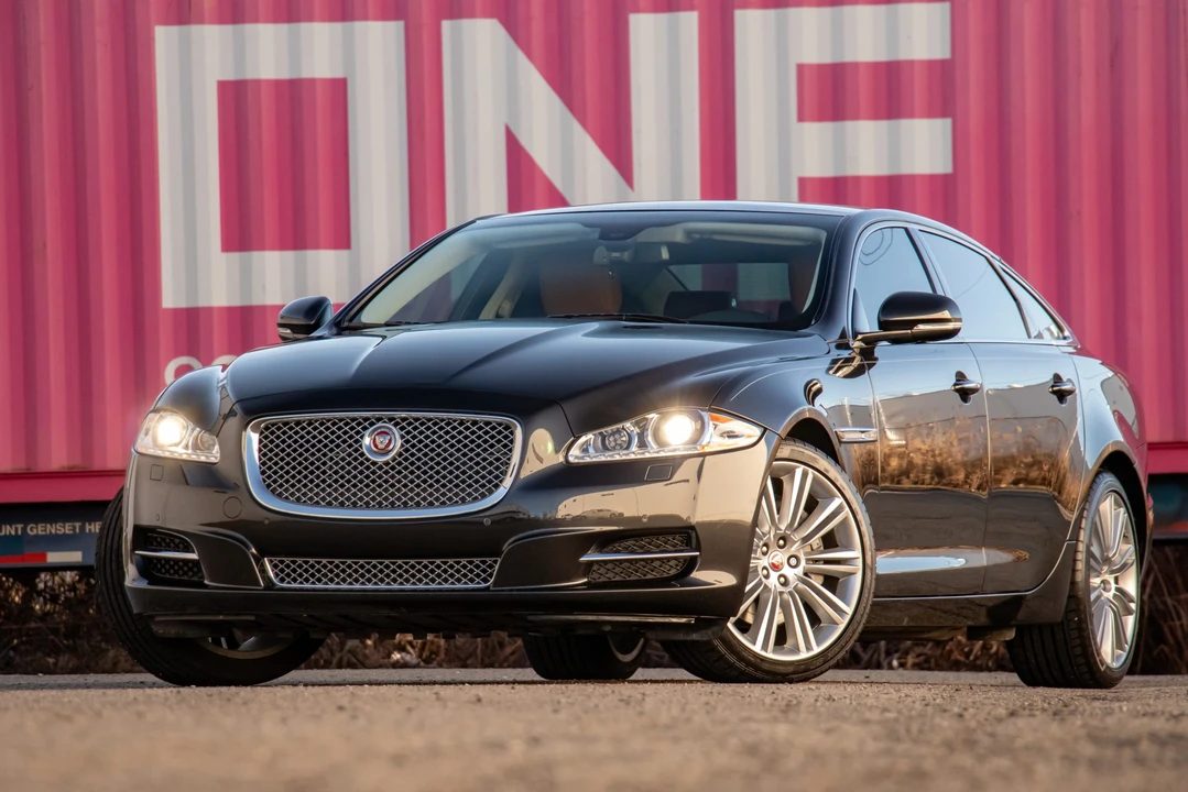 2015 Jaguar X351 XJ - Image 6 of 31
