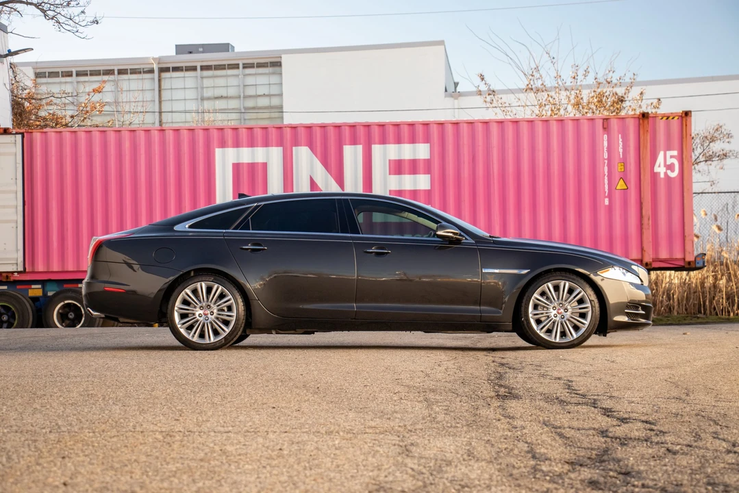 2015 Jaguar X351 XJ - Image 16 of 31
