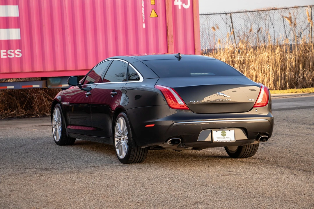 2015 Jaguar X351 XJ - Image 9 of 31