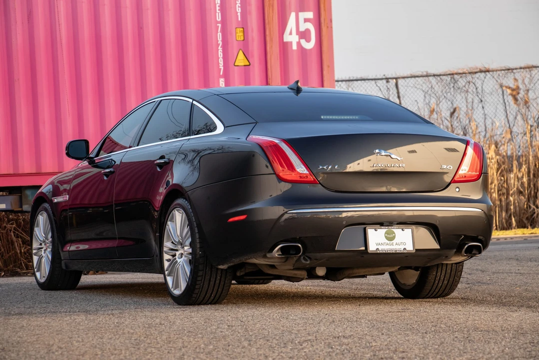 2015 Jaguar X351 XJ - Image 10 of 31