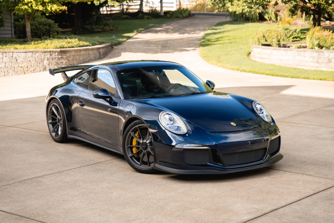 2015 Porsche 991 GT3 - Image 24 of 31