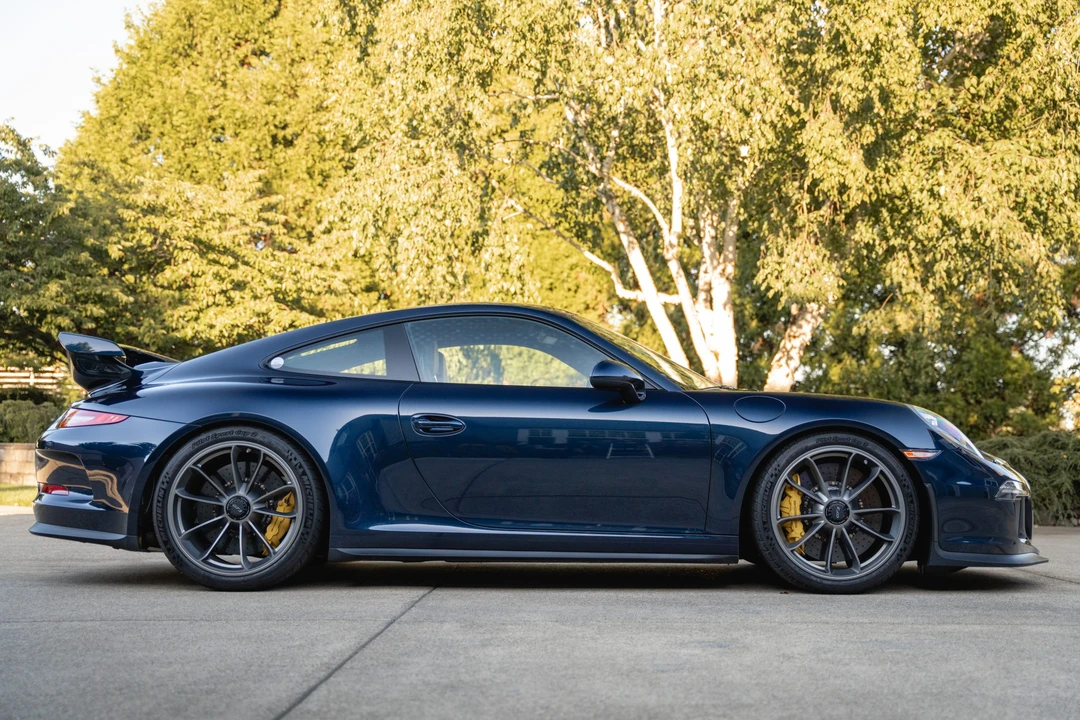 2015 Porsche 991 GT3 - Image 28 of 31