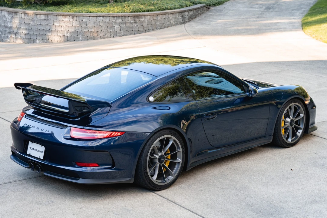 2015 Porsche 991 GT3 - Image 30 of 31