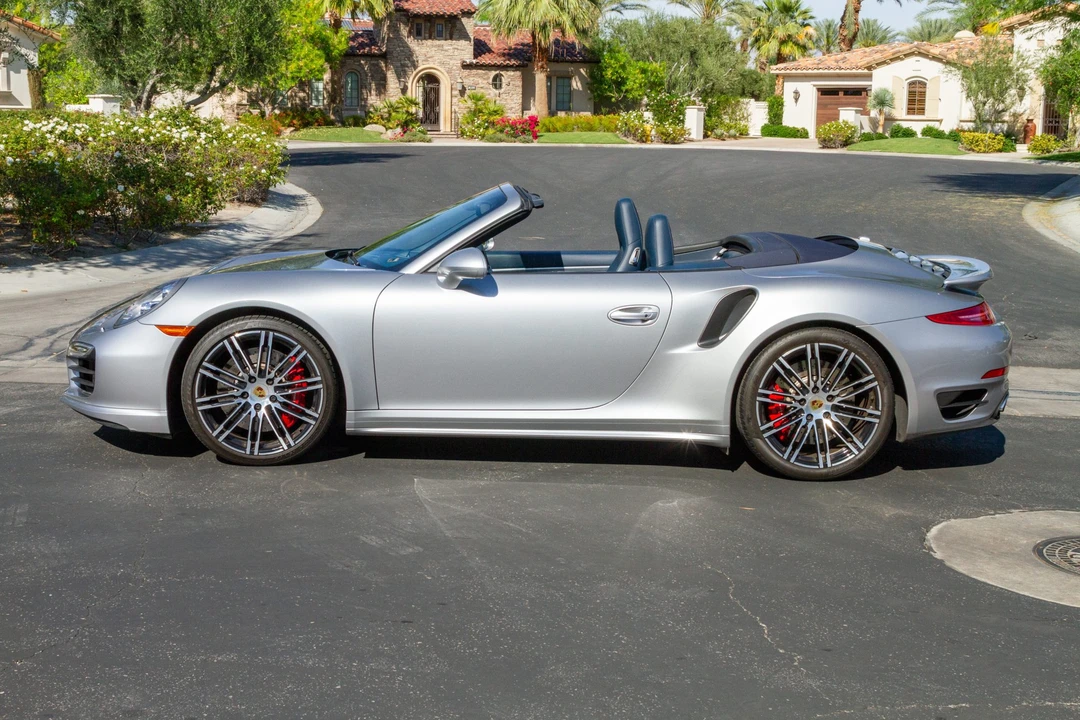 2015 Porsche 991 Turbo - Image 2 of 31