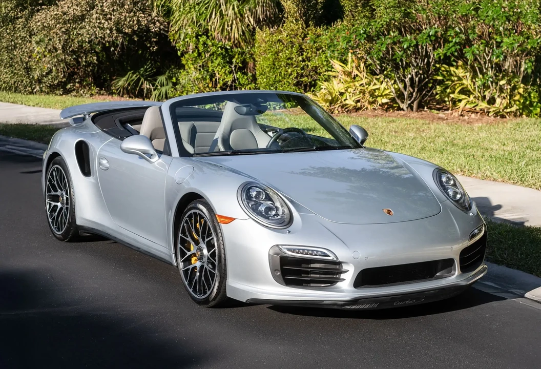 2015 Porsche 991 Turbo S - Image 2 of 6