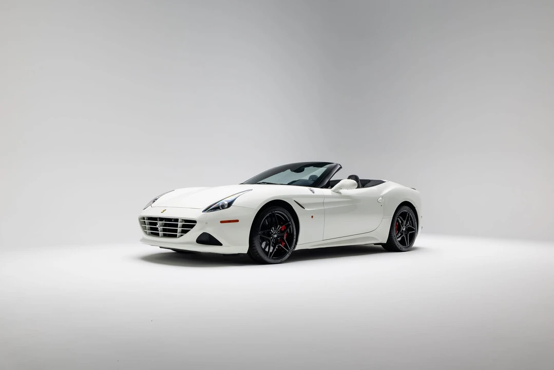 2016 Ferrari California T - Image 11 of 31