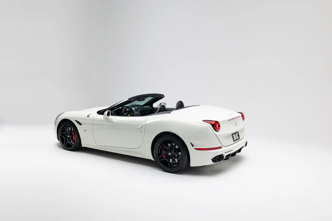 2016 Ferrari California T - Image 23 of 31