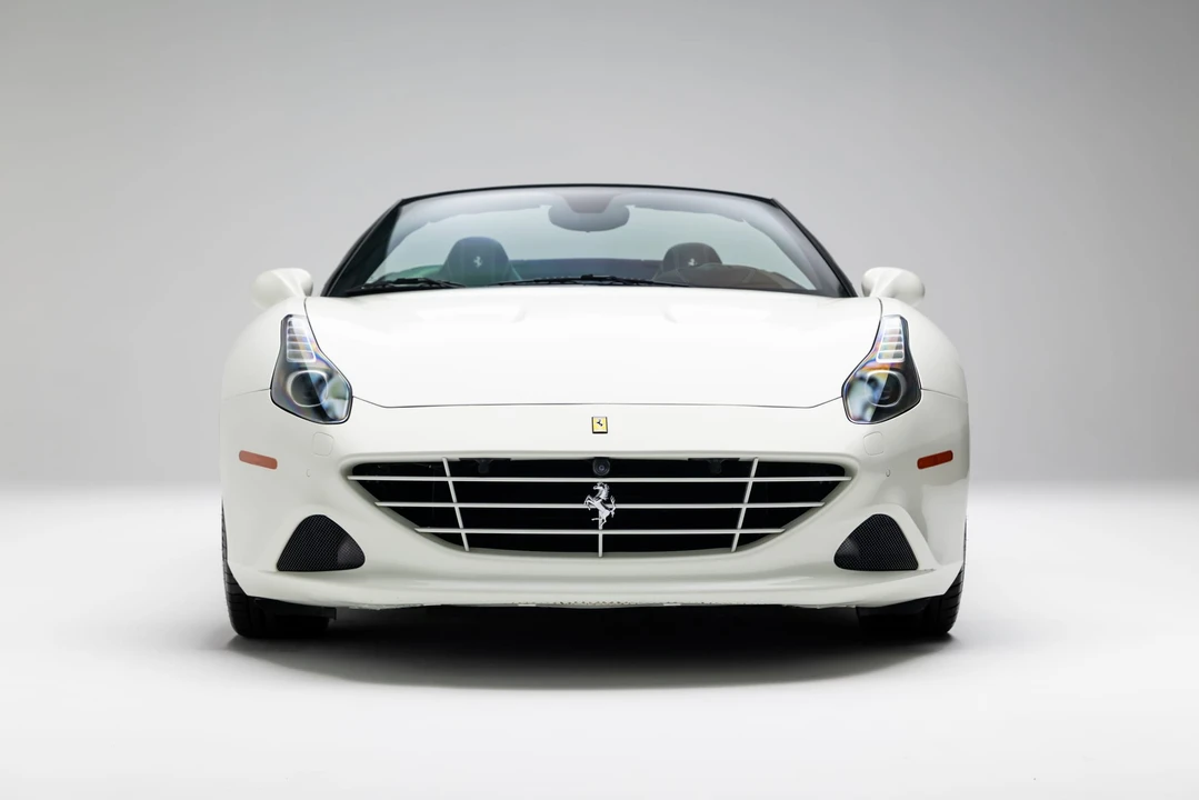 2016 Ferrari California T - Image 9 of 31