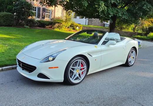 2016 Ferrari California T