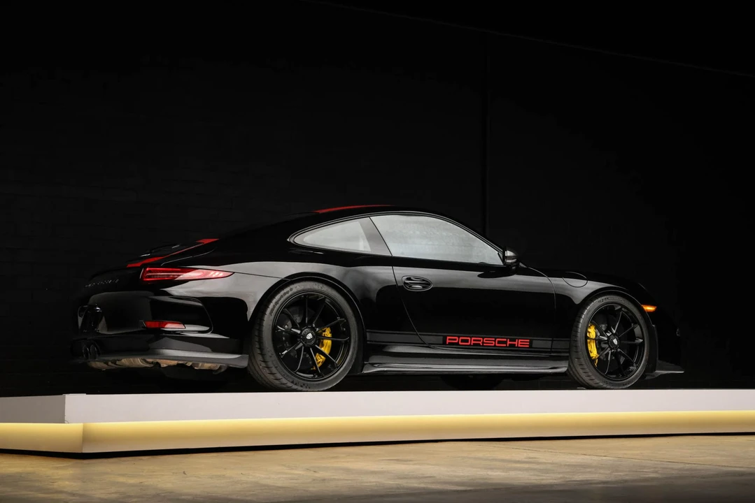 2016 Porsche 991 R - Image 17 of 31