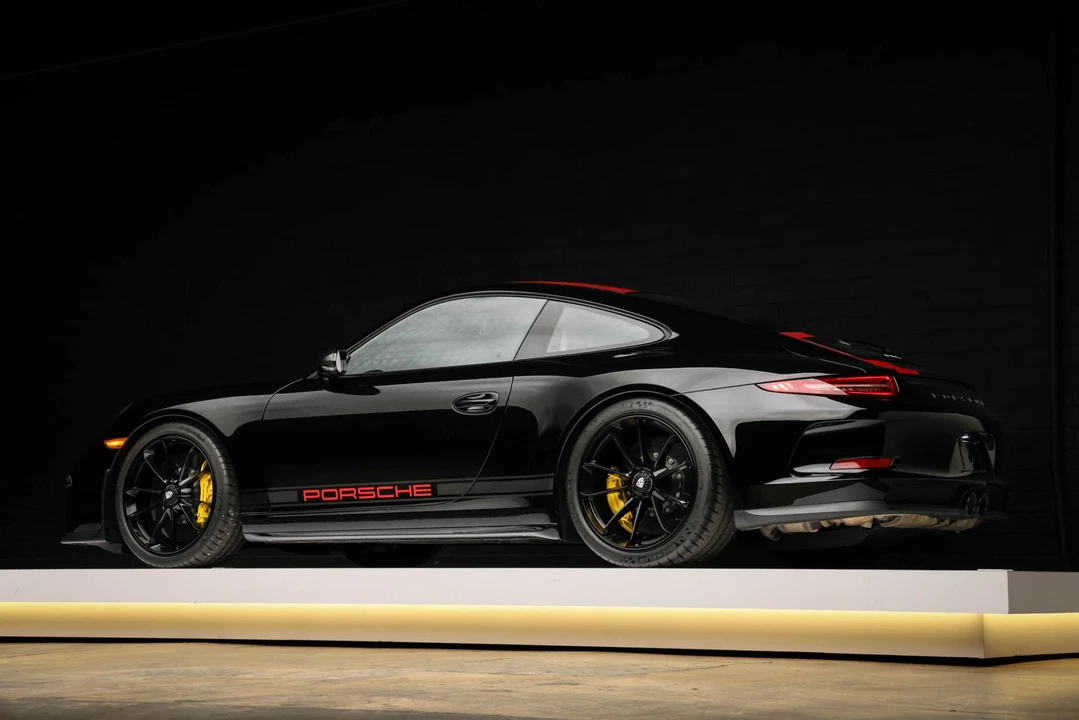 2016 Porsche 991 R - Image 28 of 31