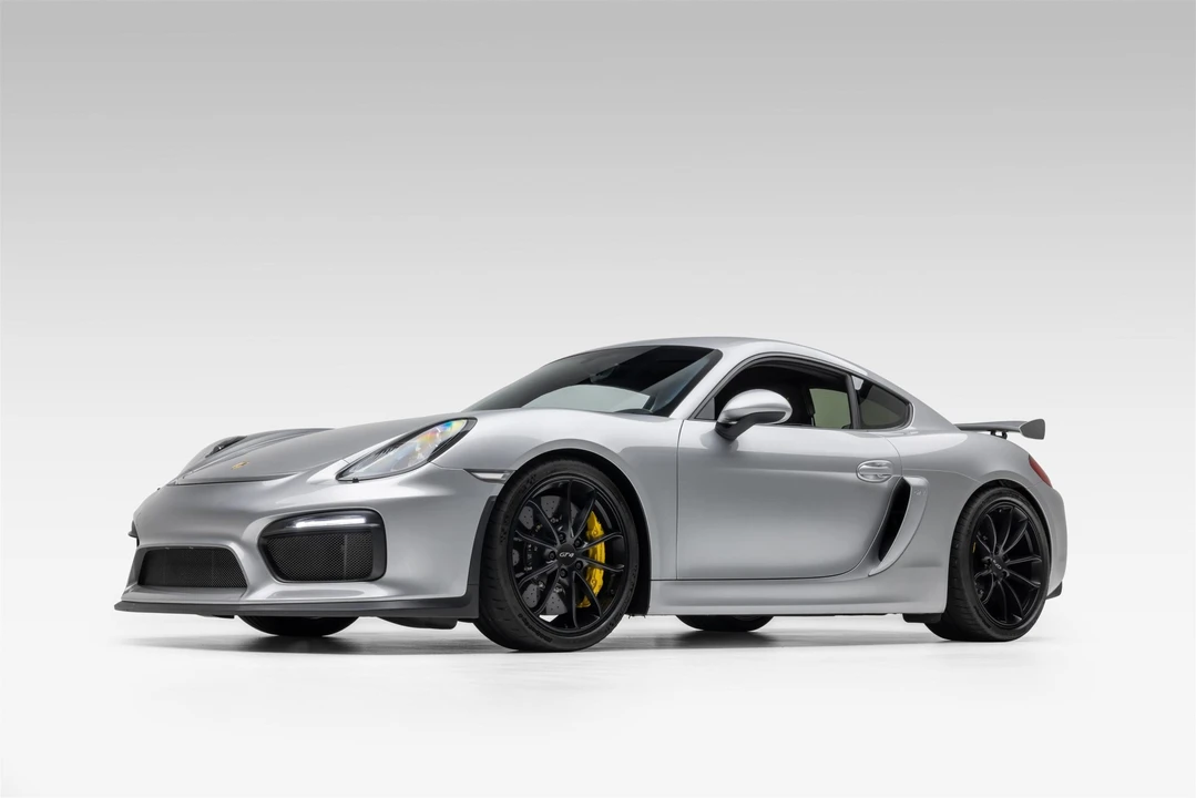 2016 Porsche 981 Cayman GT4 - Image 4 of 31