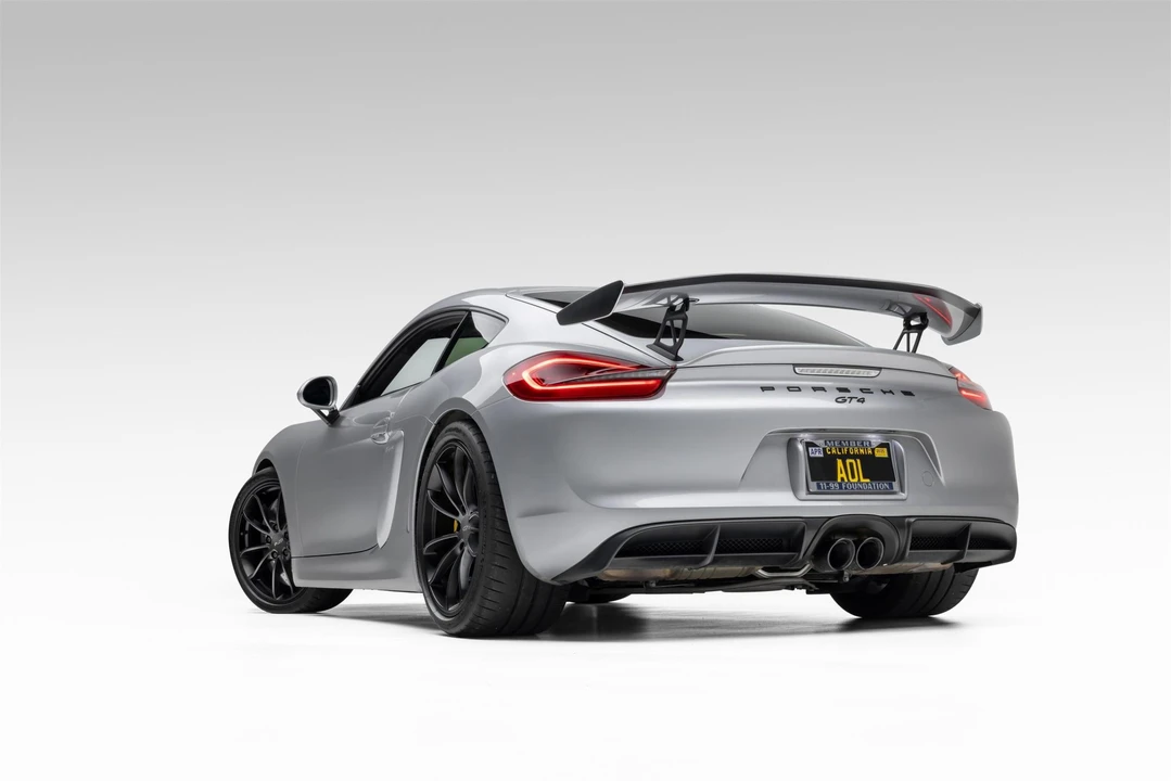 2016 Porsche 981 Cayman GT4 - Image 18 of 31