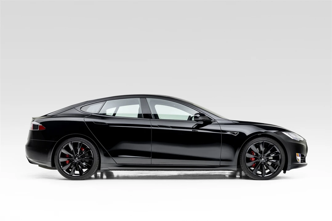 2016 Tesla Model S - Image 5 of 31