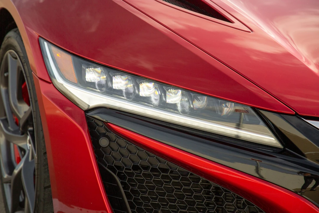 2017 Acura NC1 NSX - Image 16 of 31
