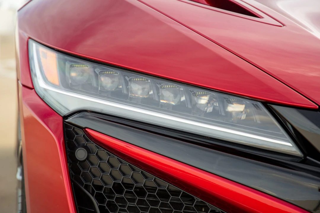 2017 Acura NC1 NSX - Image 17 of 31