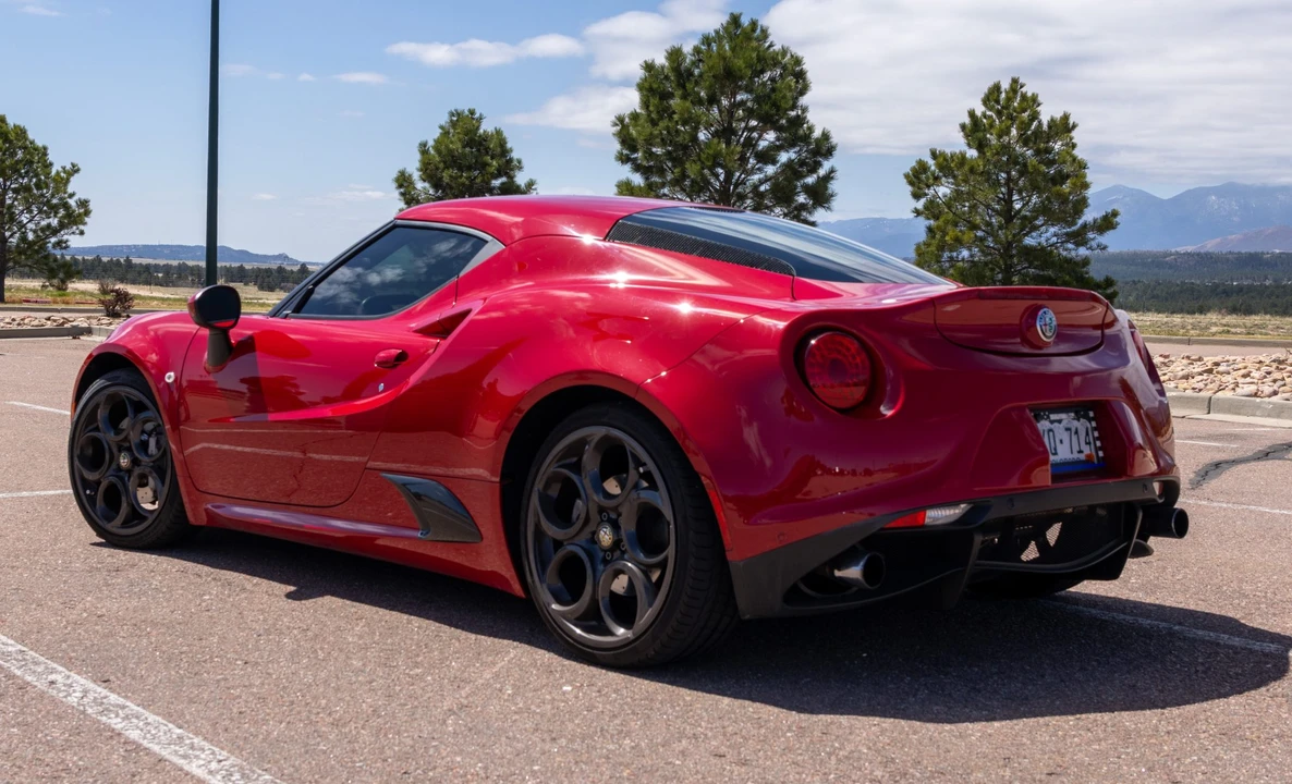 2017 Alfa Romeo 4C Coupe - Image 4 of 31