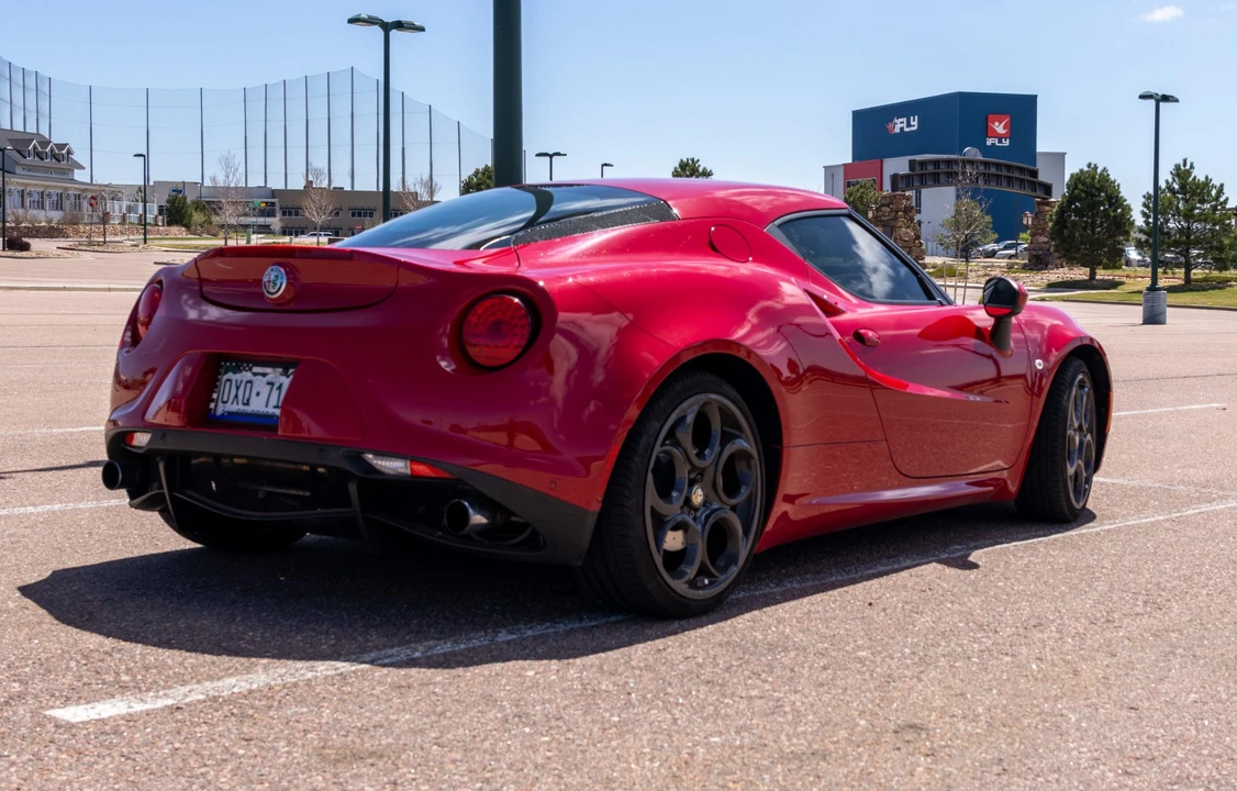 2017 Alfa Romeo 4C Coupe - Image 6 of 31