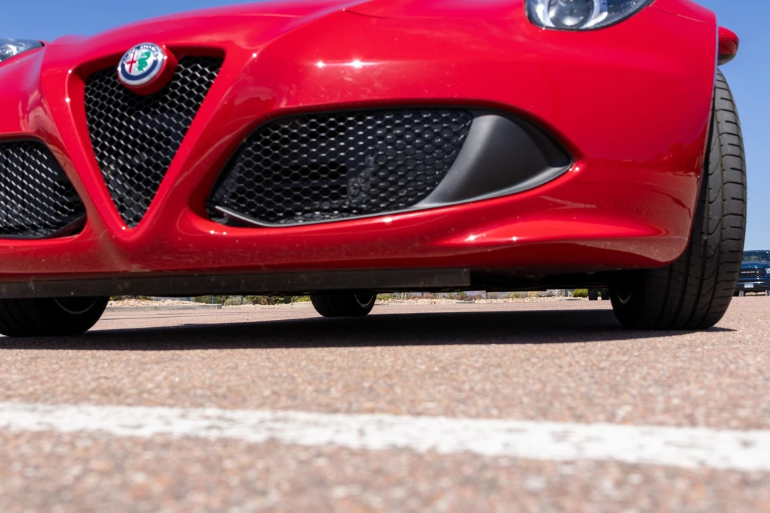2017 Alfa Romeo 4C Coupe - Image 9 of 31