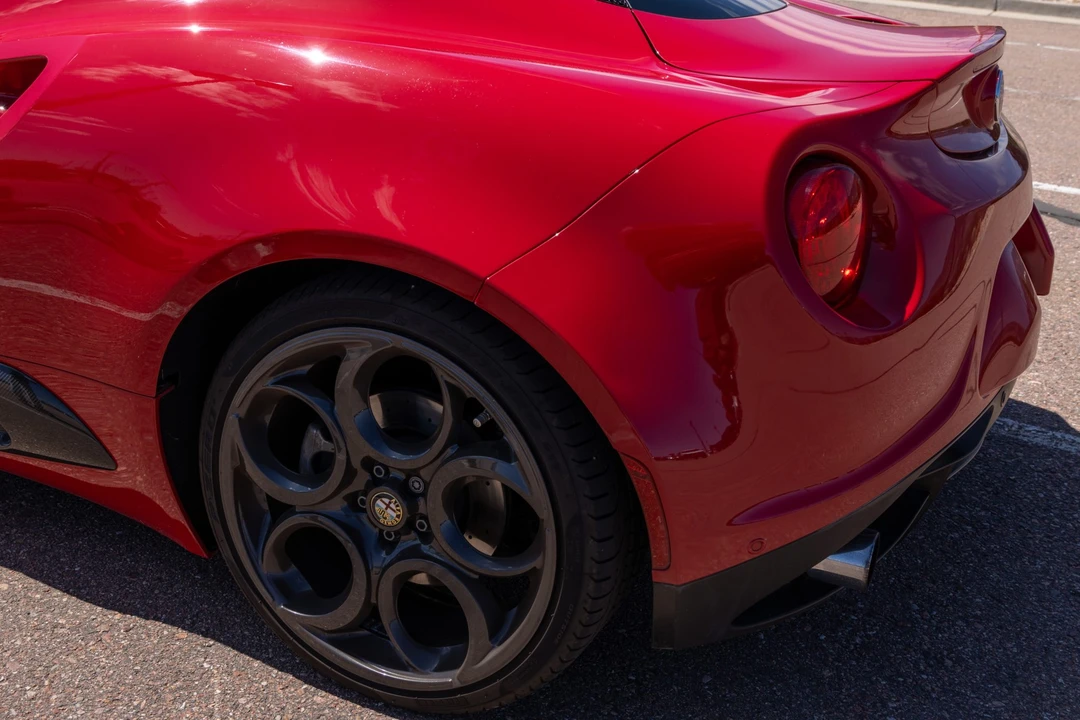 2017 Alfa Romeo 4C Coupe - Image 25 of 31