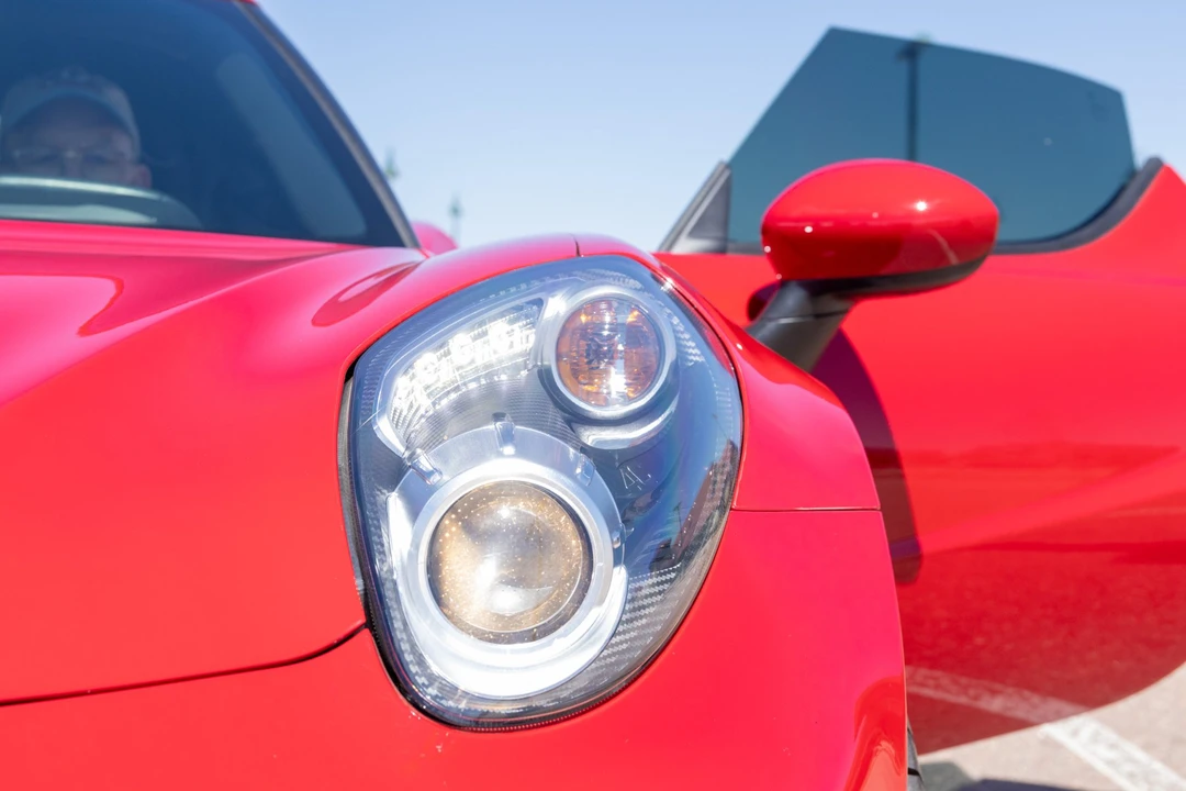 2017 Alfa Romeo 4C Coupe - Image 14 of 31