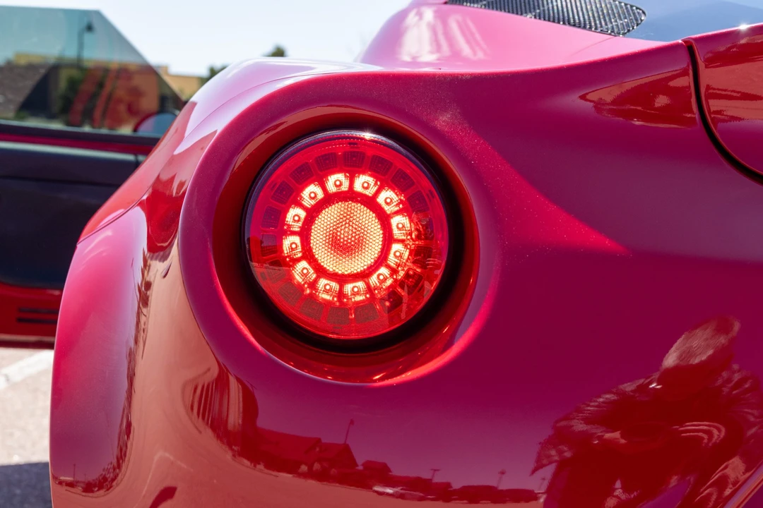2017 Alfa Romeo 4C Coupe - Image 29 of 31