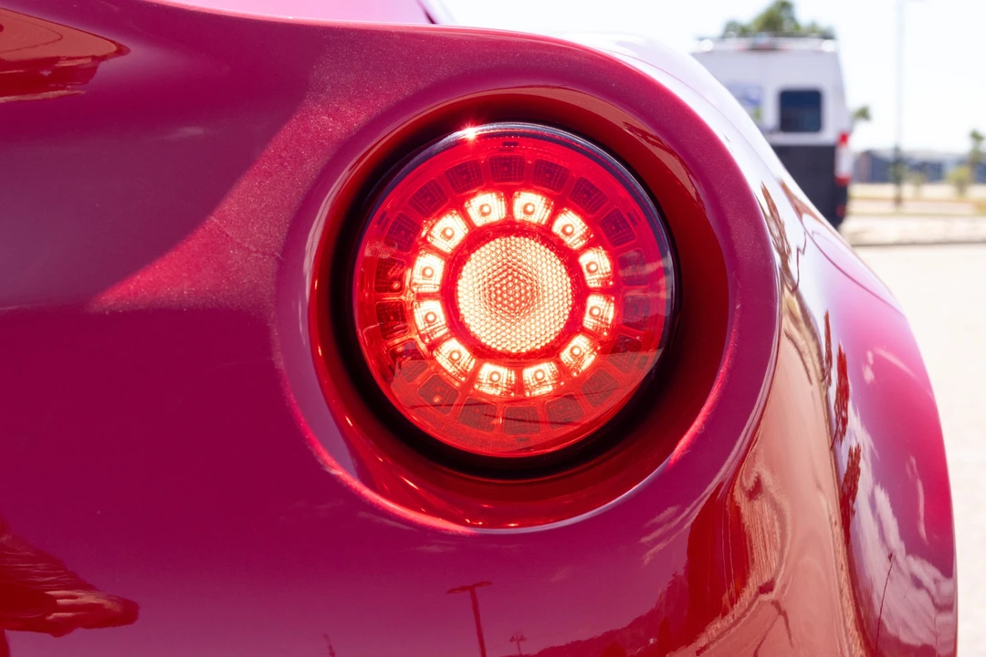 2017 Alfa Romeo 4C Coupe - Image 31 of 31