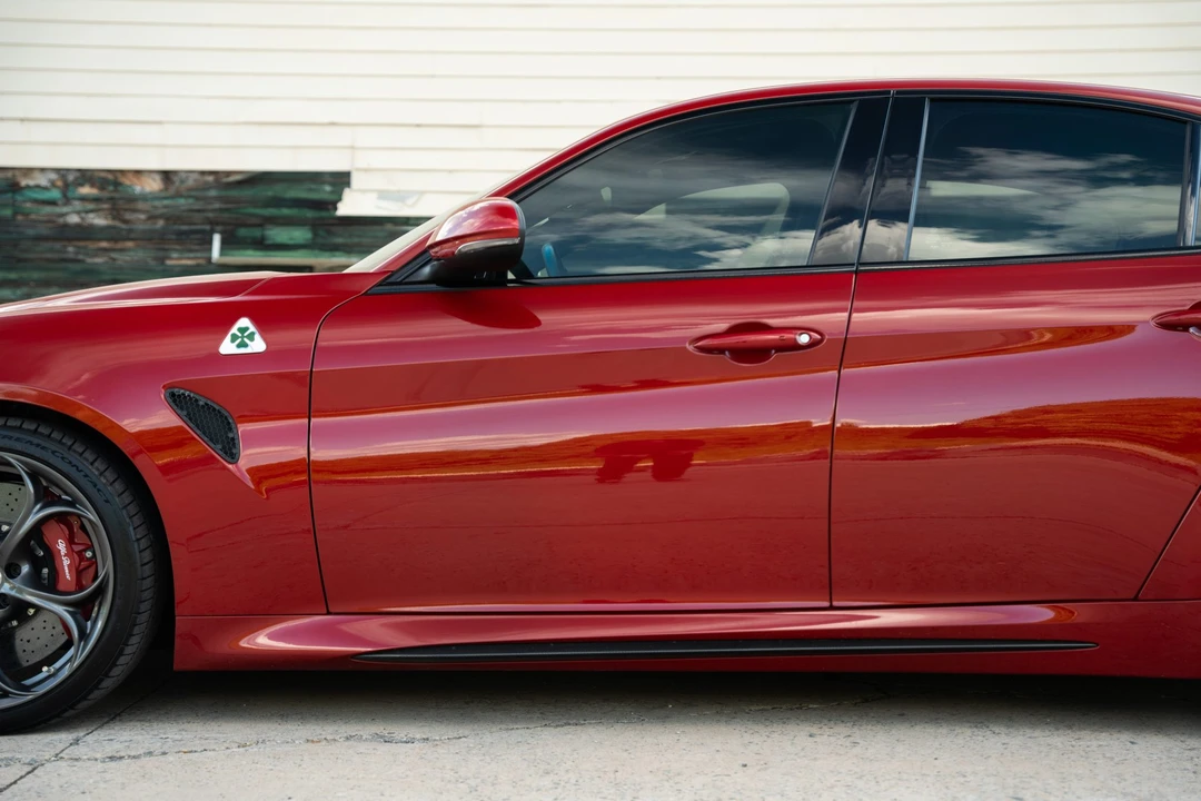 2017 Alfa Romeo Giulia Quadrifoglio - Image 15 of 31