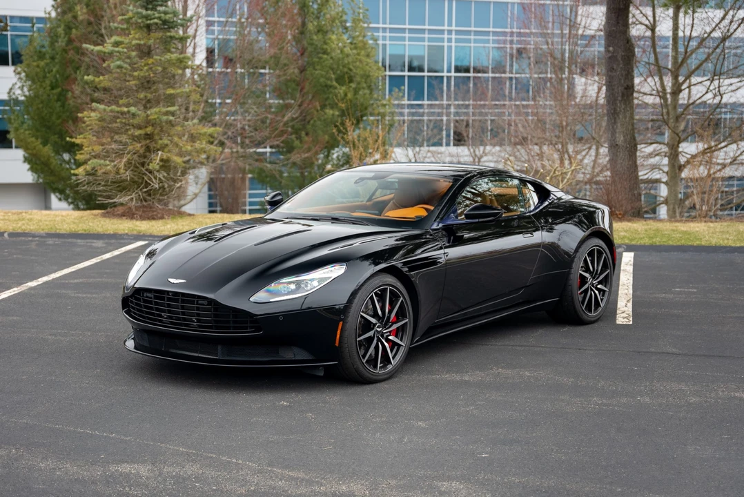 2017 Aston Martin DB11 - Image 3 of 31
