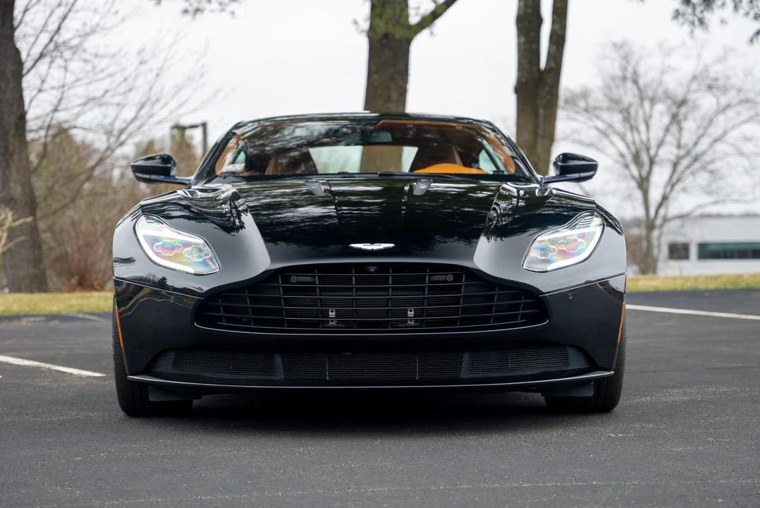 2017 Aston Martin DB11 - Image 5 of 31