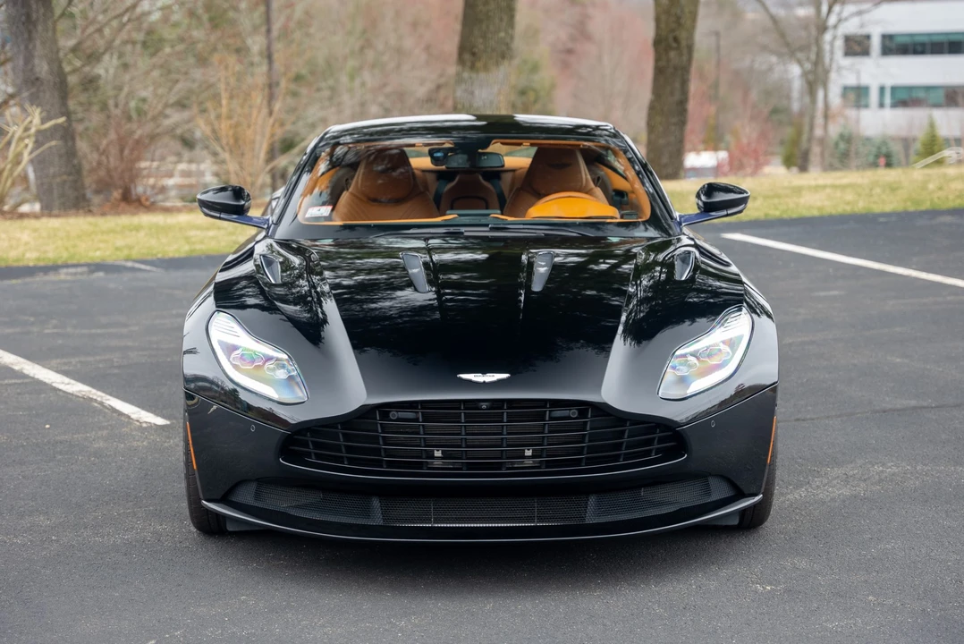 2017 Aston Martin DB11 - Image 4 of 31