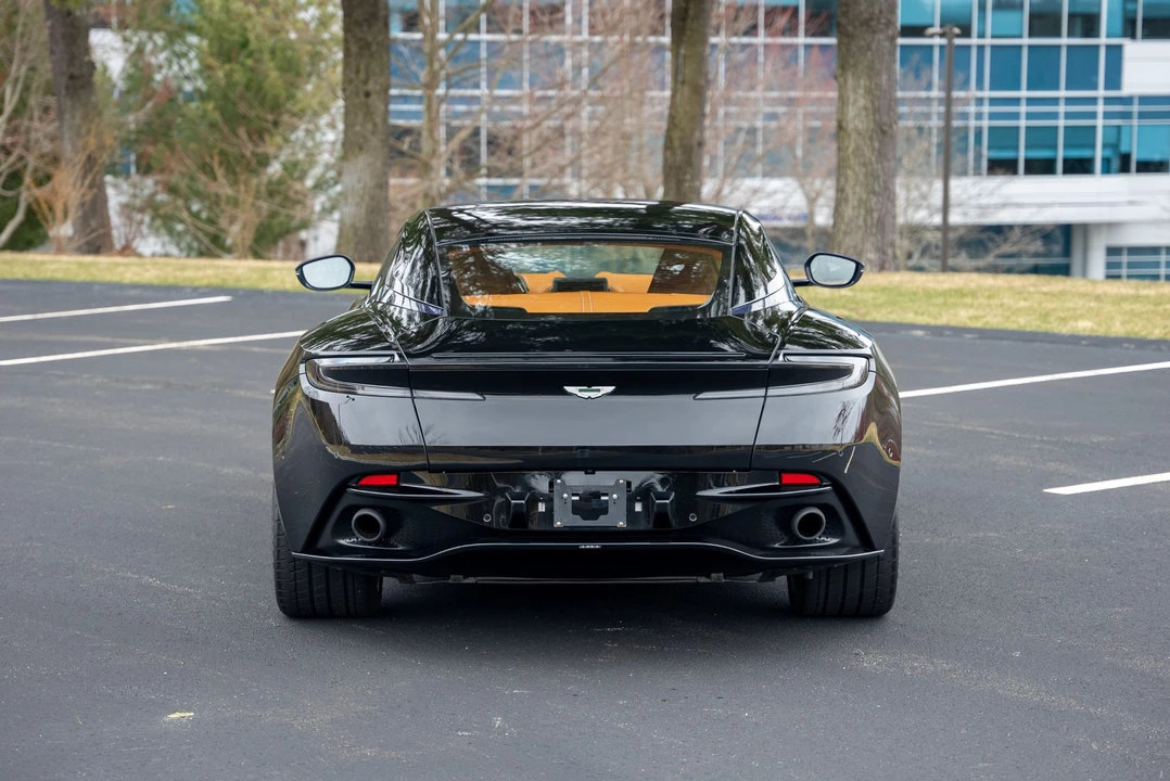 2017 Aston Martin DB11 - Image 15 of 31