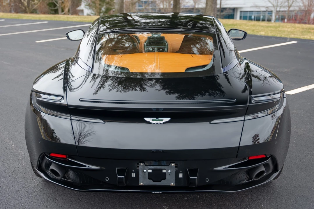 2017 Aston Martin DB11 - Image 18 of 31