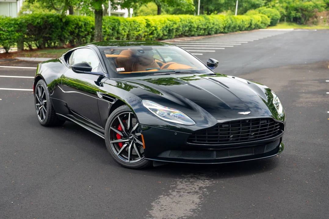 2017 Aston Martin DB11 - Image 2 of 31